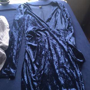 Windsor Dark Blue Velvet Dress size Small